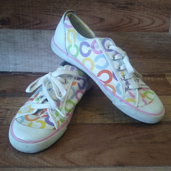 Coach Shoes - Coach Barrett size 8 signature sneaker